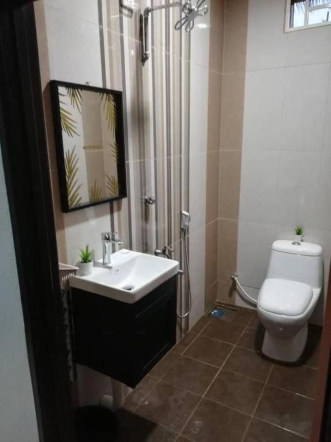 Damai D Homestay Kangar Exterior foto
